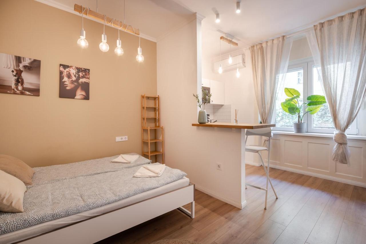 D71 Superior Apartments, Best Location, By Bqa Budapest Exteriör bild
