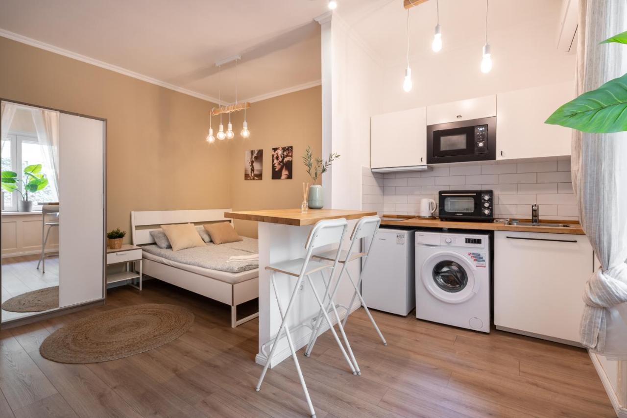 D71 Superior Apartments, Best Location, By Bqa Budapest Exteriör bild