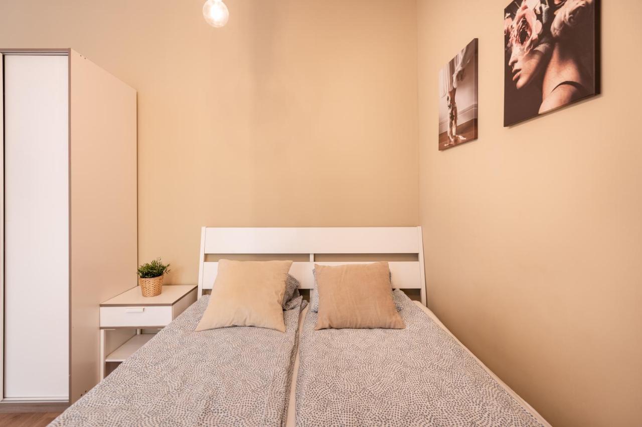 D71 Superior Apartments, Best Location, By Bqa Budapest Exteriör bild